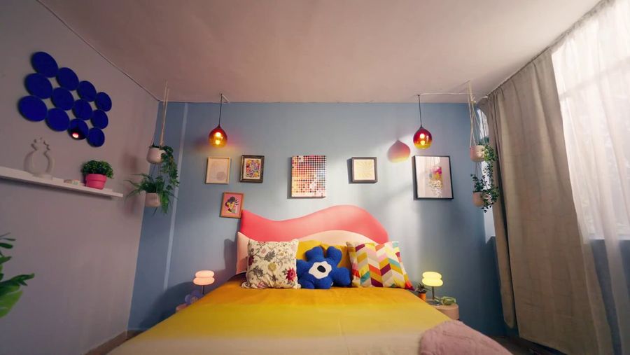 The bedroom the story comes back to